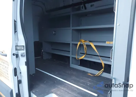 2023 Ford Transit-250 z USA, uszkodzony, nr VIN 1FTBR1X80PKB99419